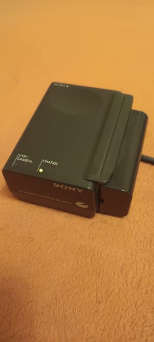 Încărcător Sony  Np