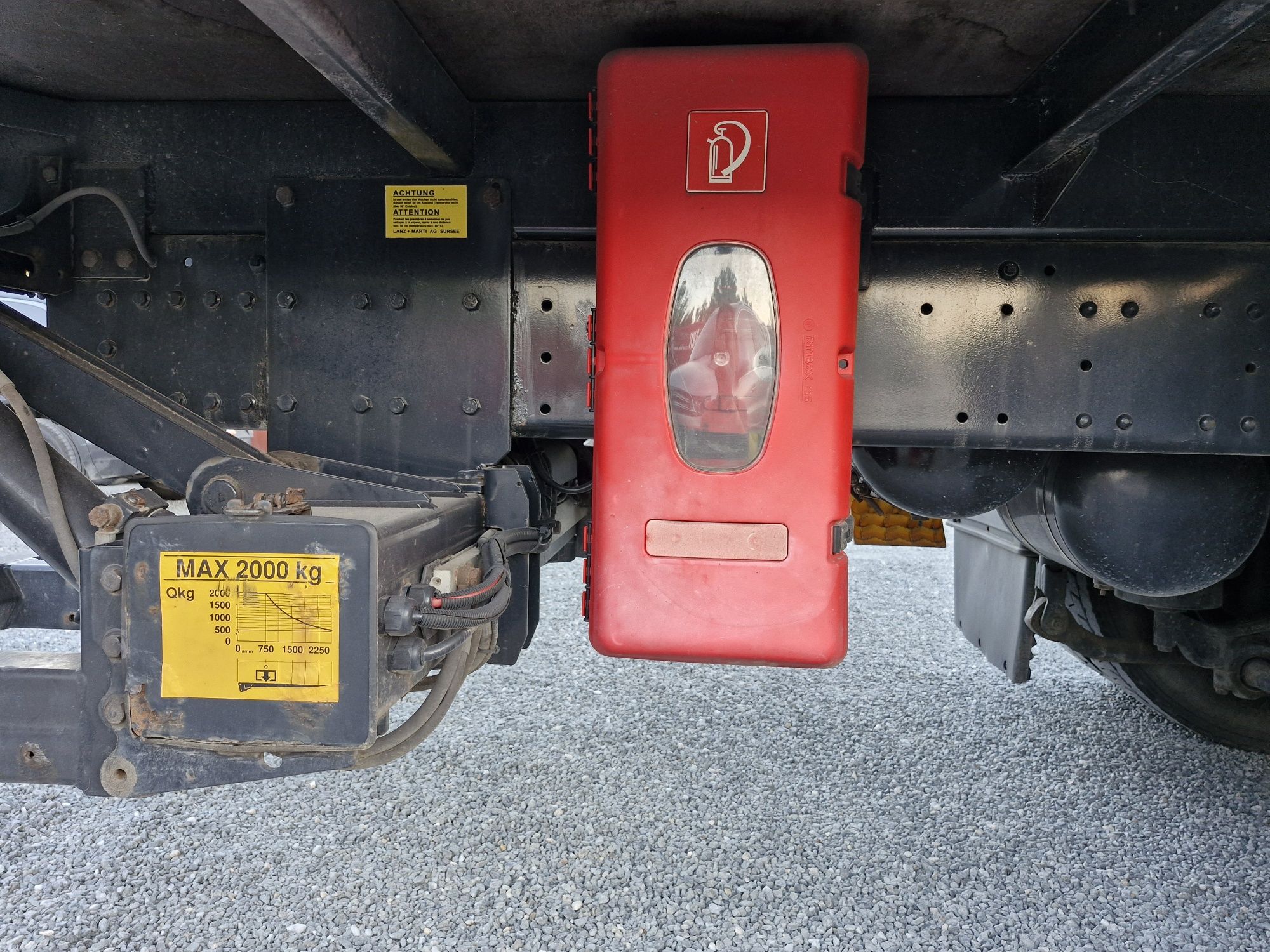 MAN TGM 18340 cu lift hidraulic. Cabina mare.fabricatie 2009.euro 5