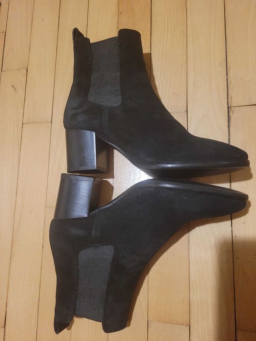 Ghete piele intoarsa 40 marime