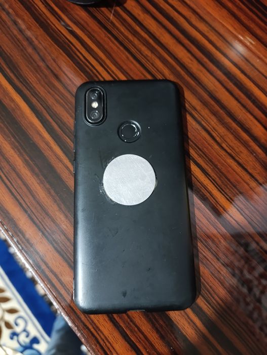 продам xiaomi mi a2