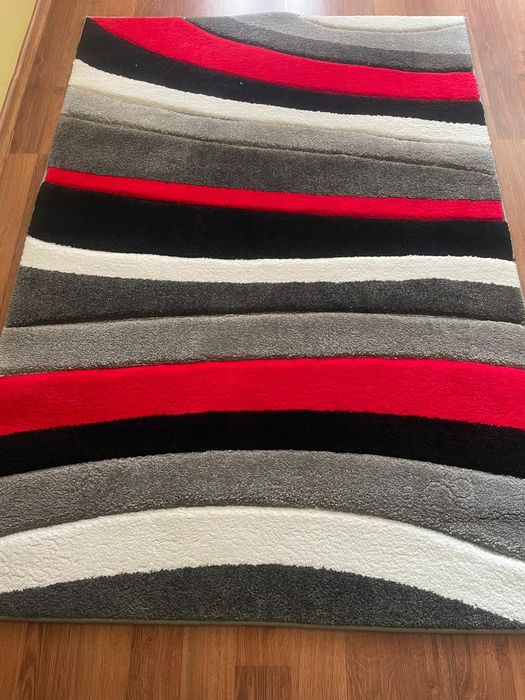 Vând covoare într-o stare excelenta