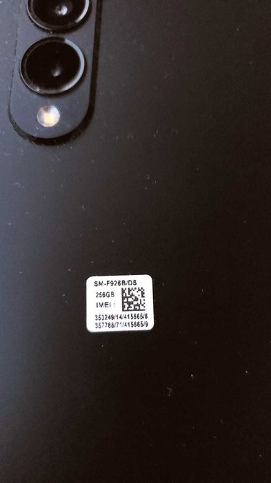 Samsung Galaxy Fold3-Dual SIM-256GB- Черен две карти много запазен