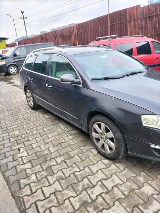 Vand Passat pt piese.