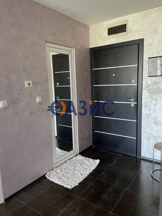 Продава се Тристаен апартамент в к.к. Слънчев бряг - 133 кв.м за 1400 €/кв.м - Снимка #1
