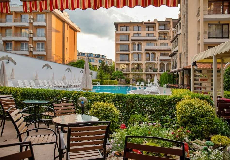 Продава се Двустаен апартамент в к.к. Слънчев бряг - 59 кв.м за 1170 €/кв.м - Снимка #12