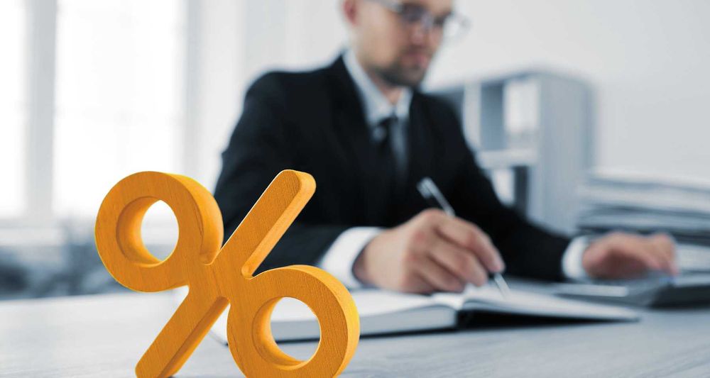 Деньги под проценты под  залог недвижимости! За один день!