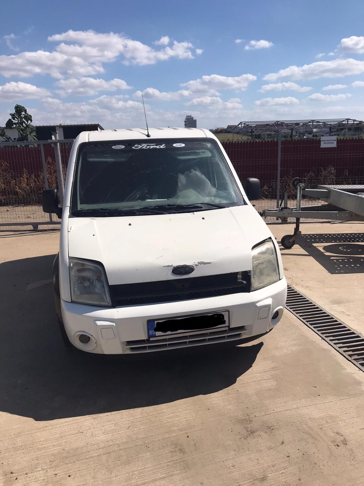 Cutie viteze 5+1 trepte Ford Transit Connect 1.8 tdci an 2006