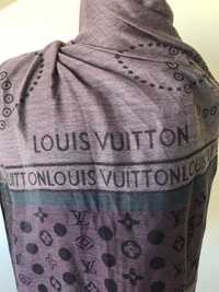 Esarfa Louis Vuitton , impecabila