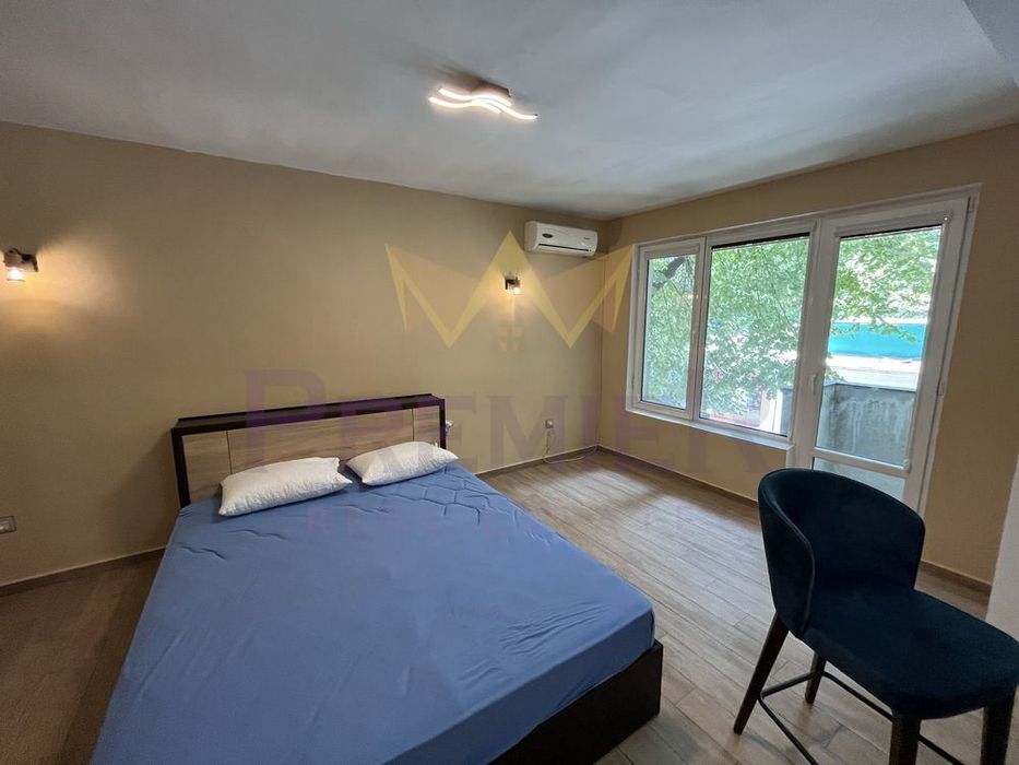 Дава се под наем Двустаен апартамент в Варна, Център - 50 кв.м за 423.3 € - Снимка #2