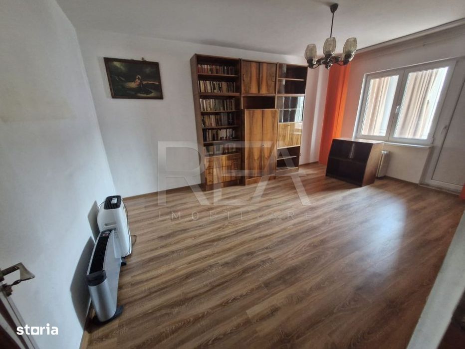 Apartament cu 3 camere in zona Dristor-Vitan
