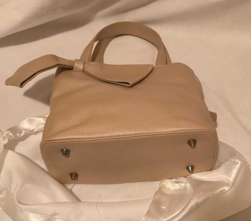 Малка чантичка FURLA