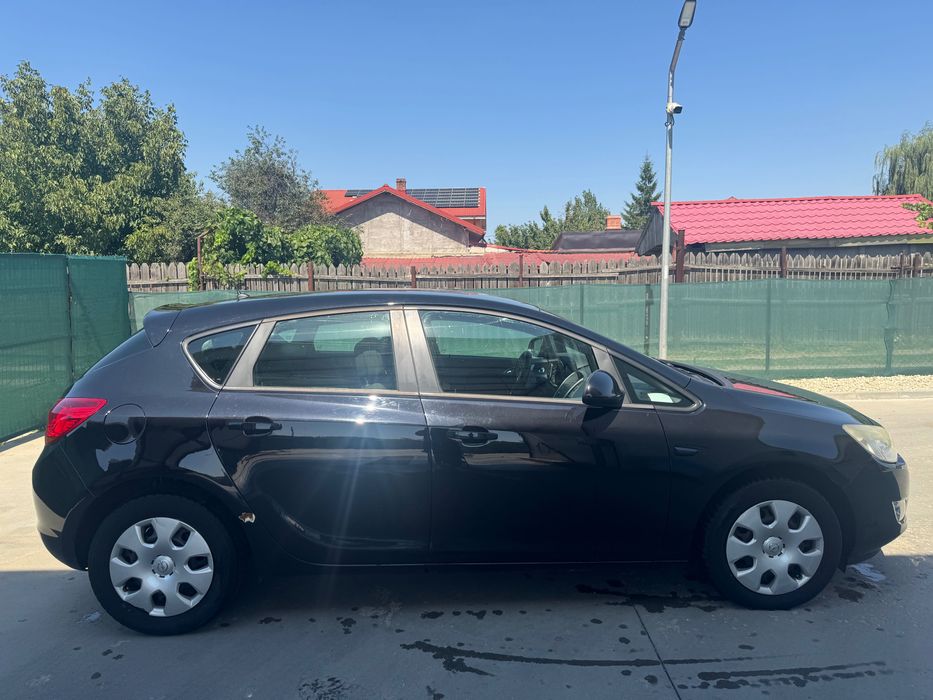 Opel Astra J, 1.4 Benzina