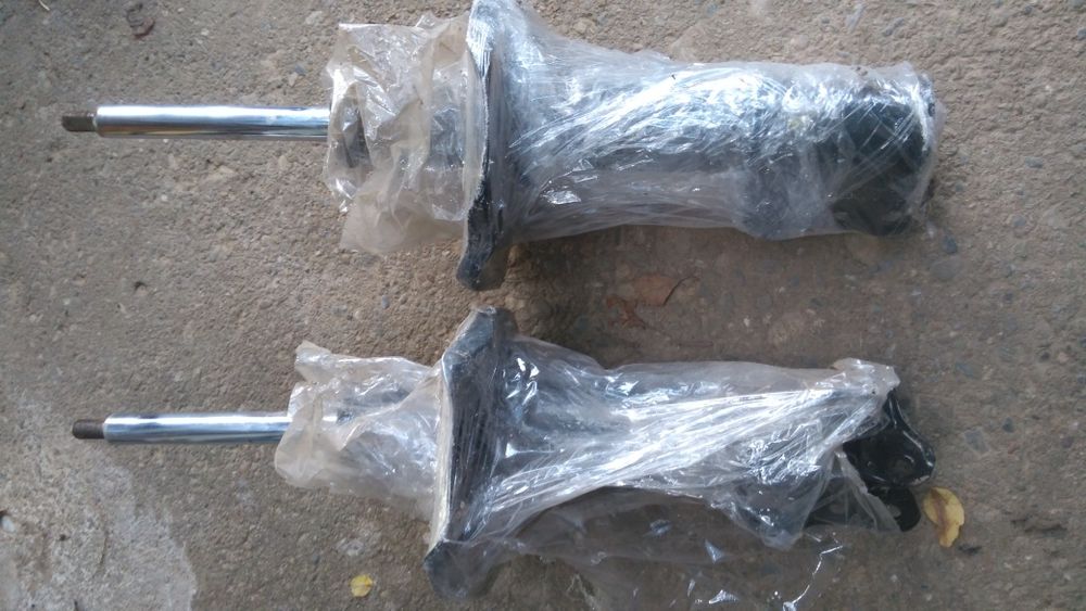 Предни амортисьори за Мазда 626GF/GW