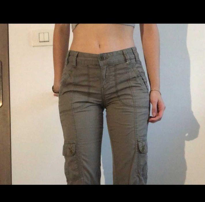 Pantaloni Calvin Klein cargo low waist