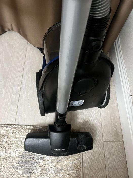 Пылесос б/у Philips торг есть