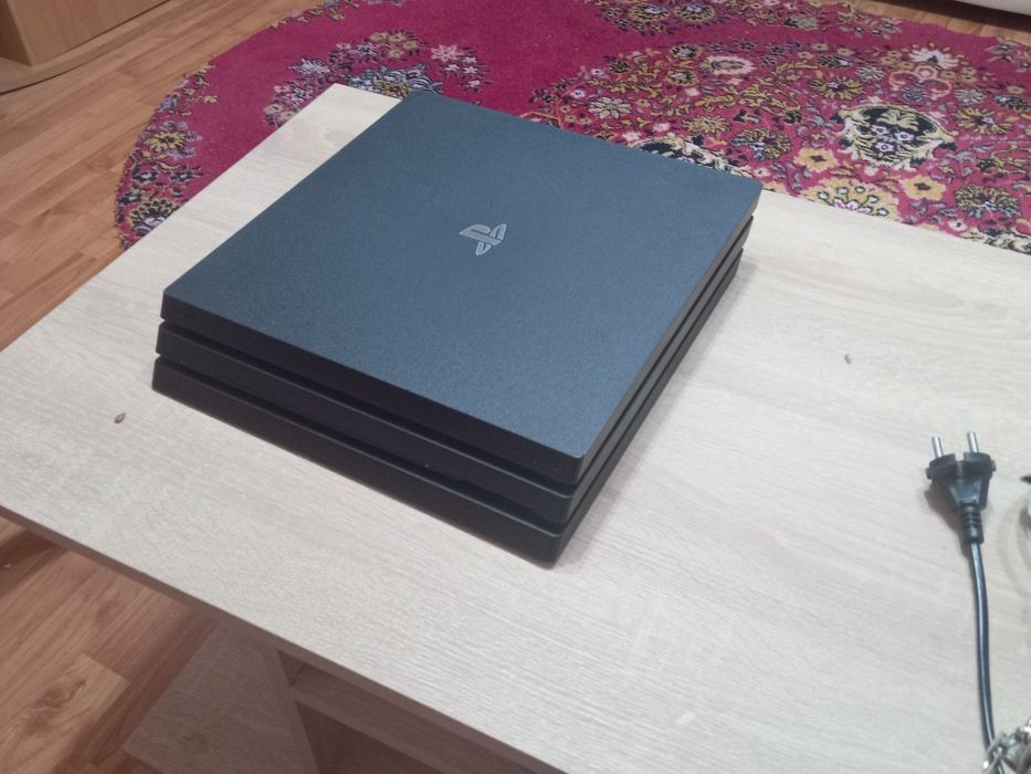 PlayStation 4 PRO URGENT ‼️
