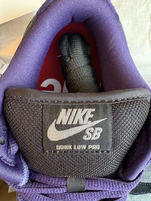 Supreme Nike SB Dunk Low