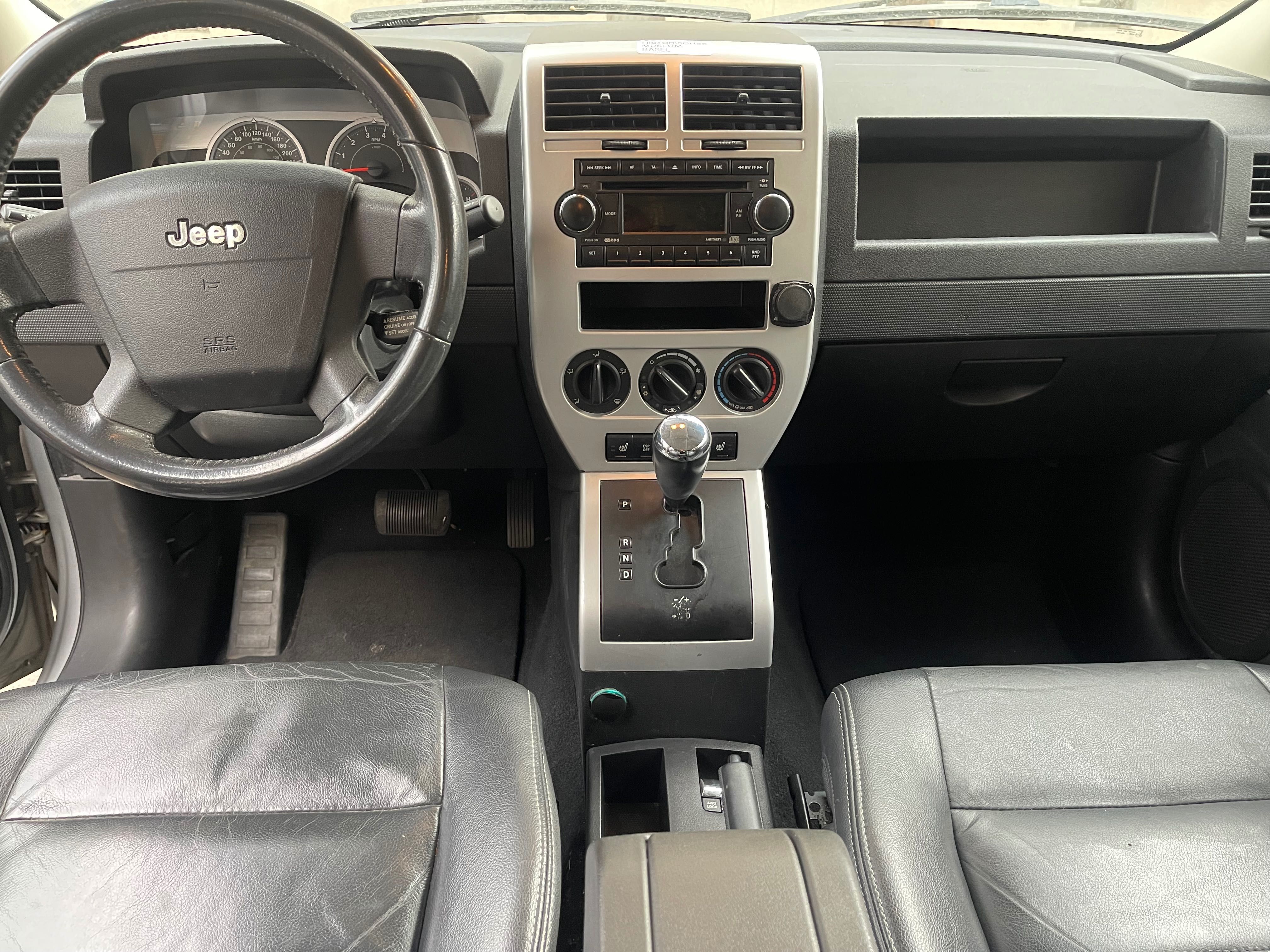 Продавам Jeep Patriot Щвейцария