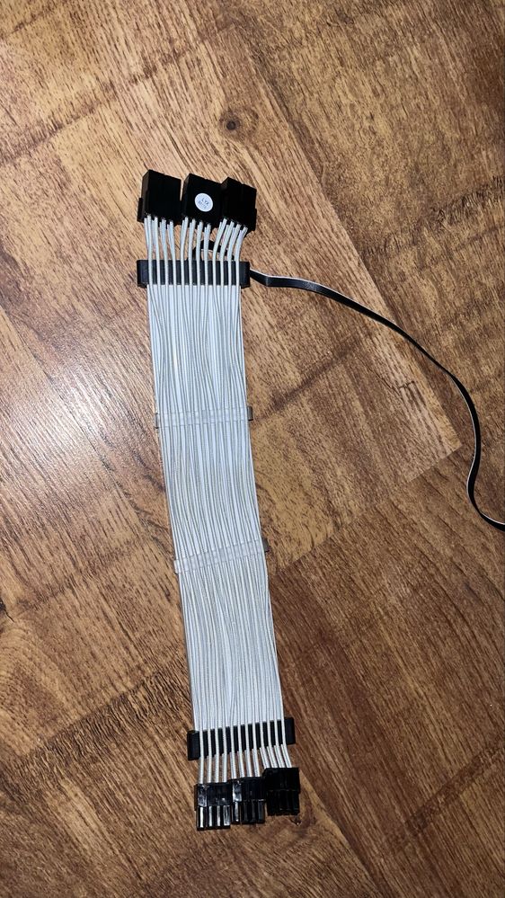 Lian Li STRIMER+ Triple 8-pin GPU RTX 30 Series Extension Cable