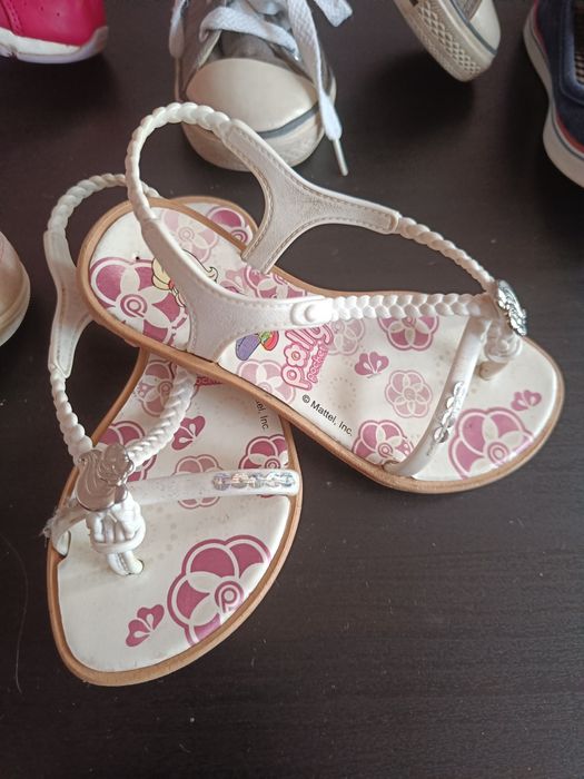 Сладки обувки за принцеса H&M, Nike, Adidas, Tommy Hilfiger