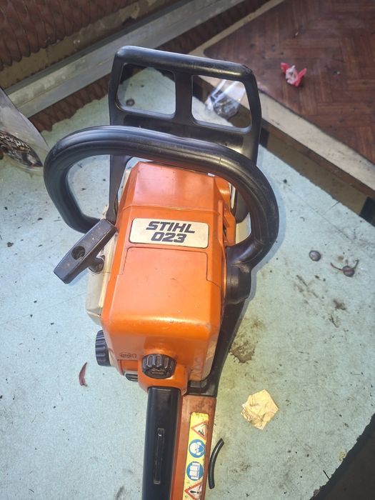 Продавам щил 023