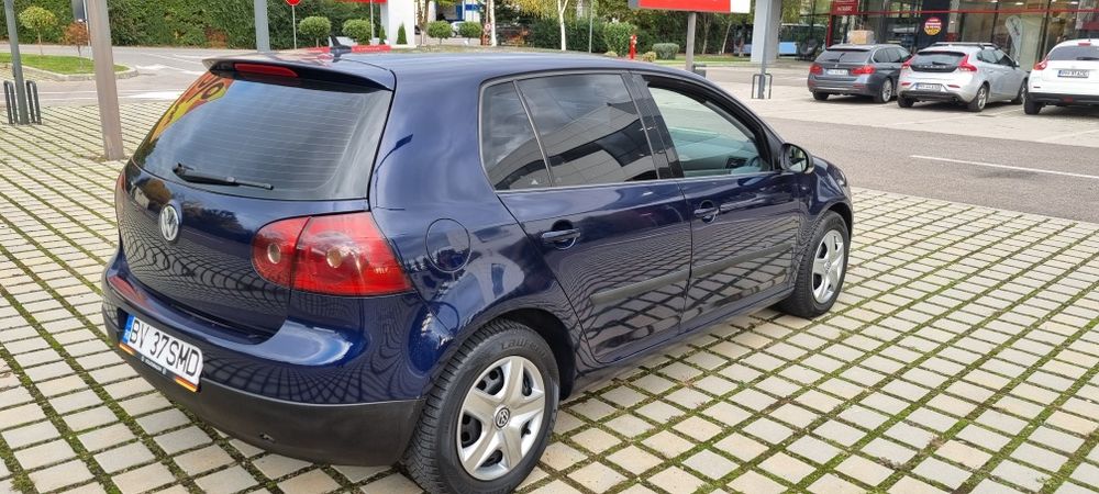 Vând Vw Golf 5 1.9 diesel
