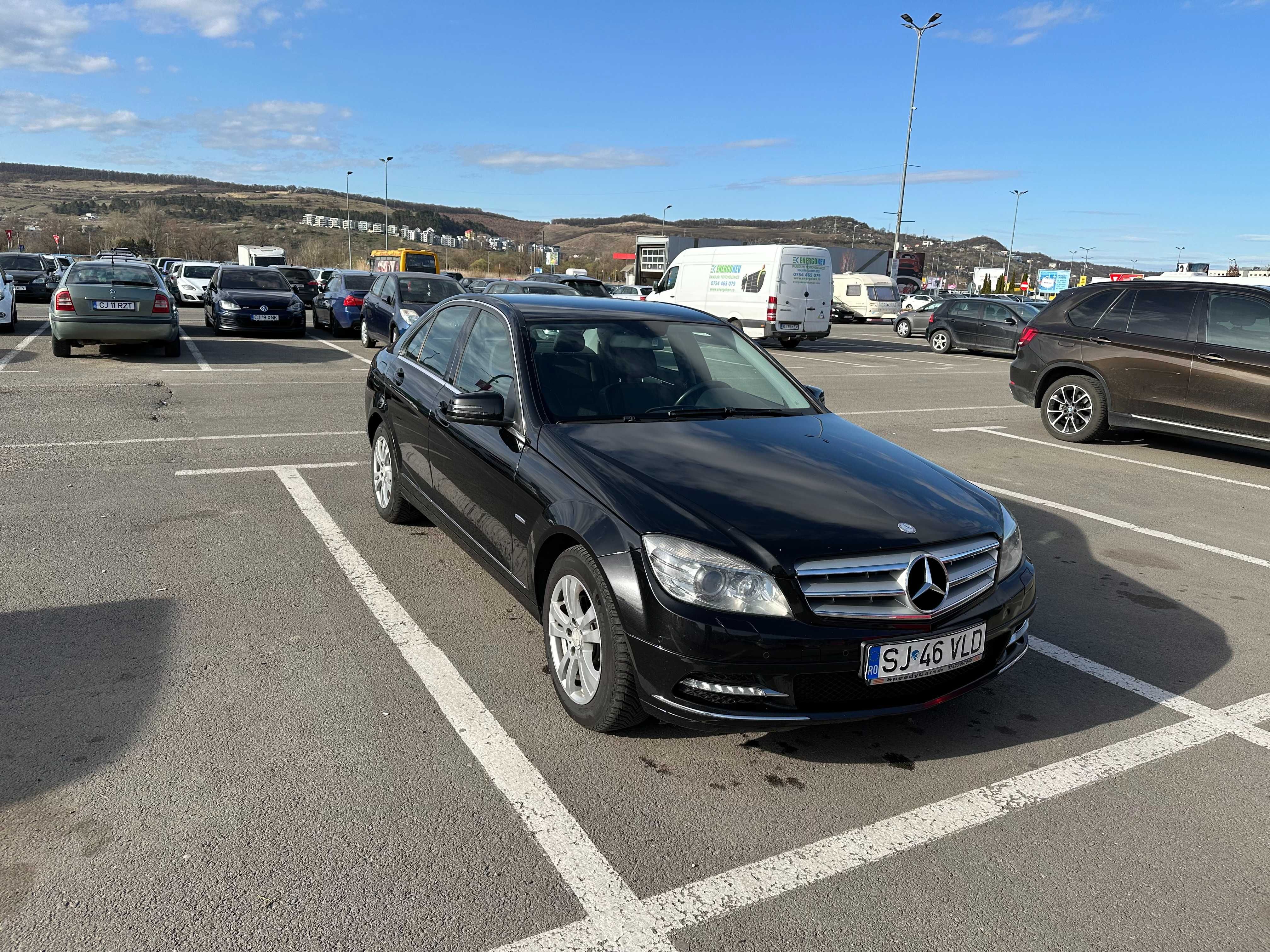 Mercedes-Benz C220