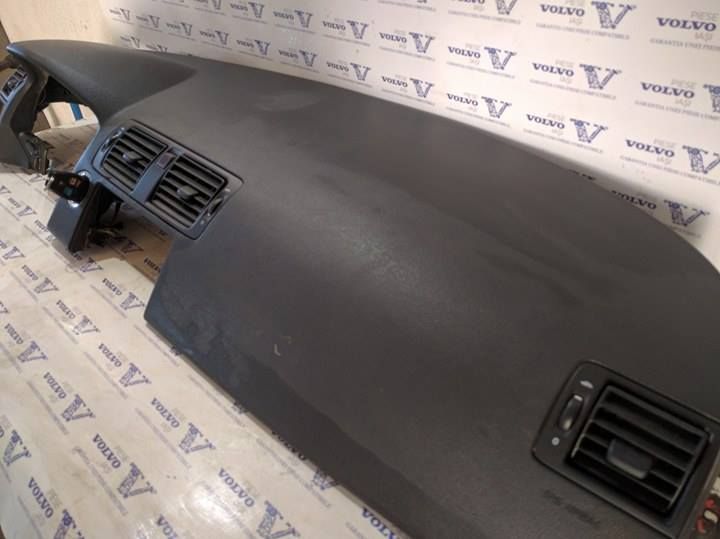 plansa de bord volvo s40 v50 c30 c70 volan pe stanga