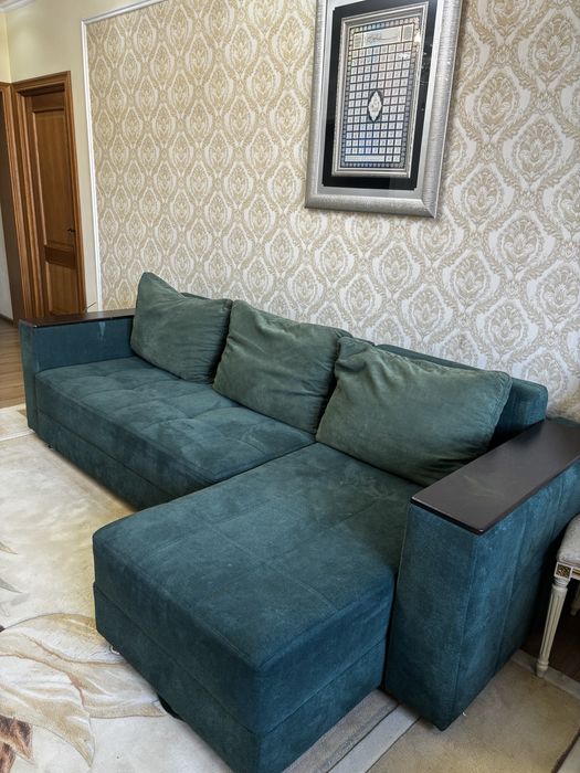 Продам Диван б/у хорошего качества