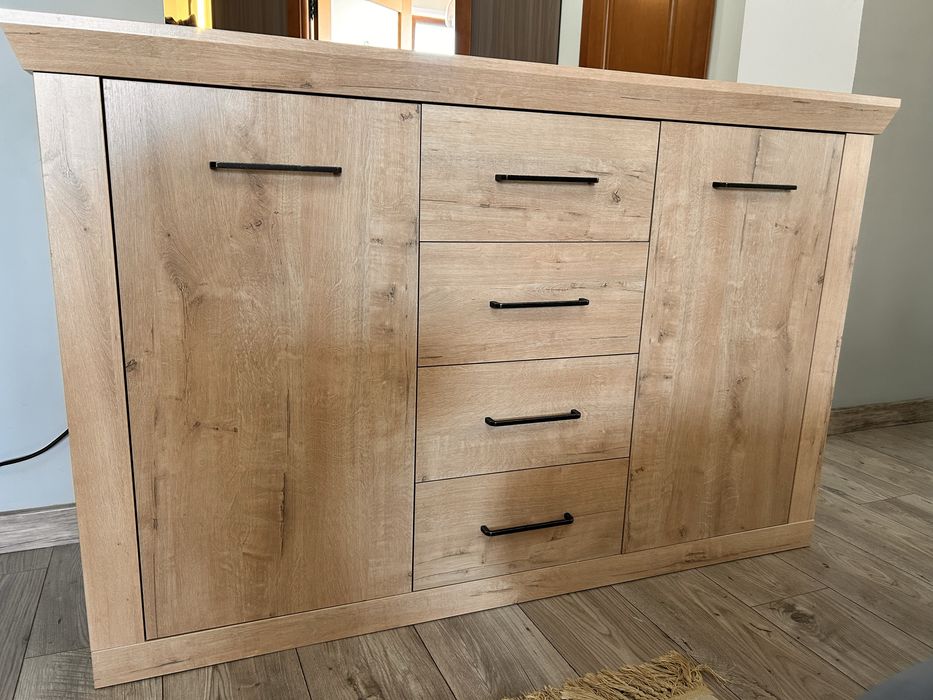 Комод для одежды.