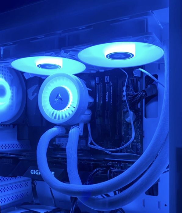 Arctic Liquid Freezer III 240 ARGB бял