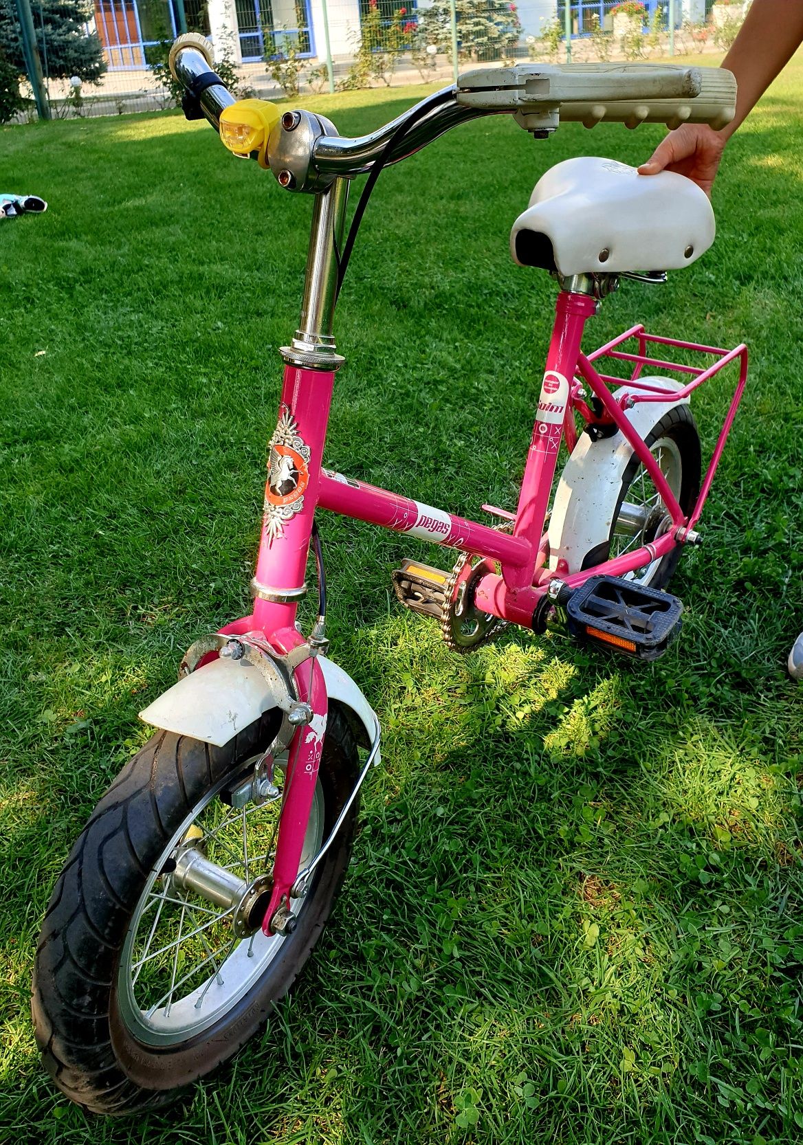 Bicicleta Pegas copii, nivel intermediar, 4-6 ani, roz