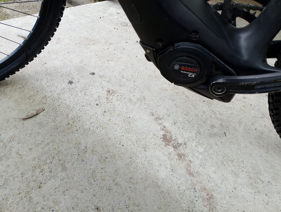 Vând bicicleta electrica Bosch CX preț 3000 de lei negociabil