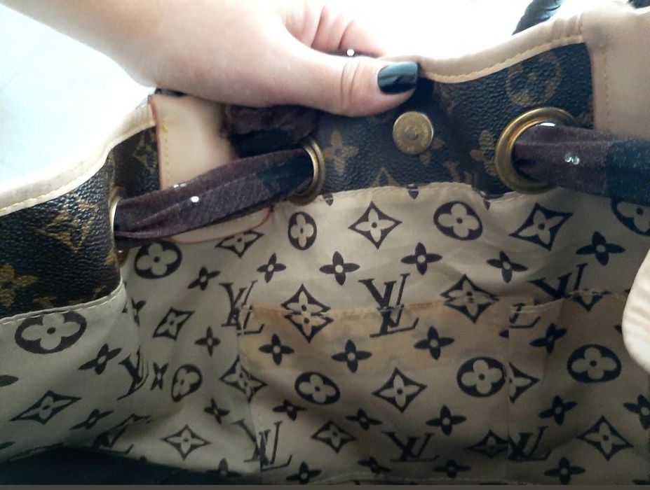 Geanta Louis Vuitton