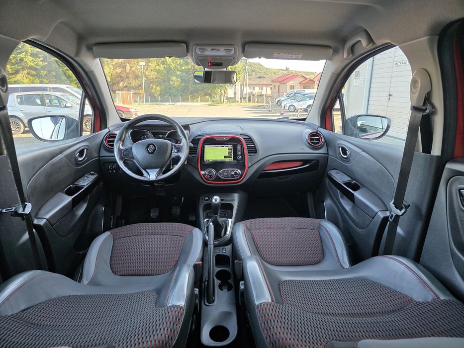 RENAULT CAPTUR 1.5 dCi / 2016 / EURO 6 / Navi / Camera / Cima