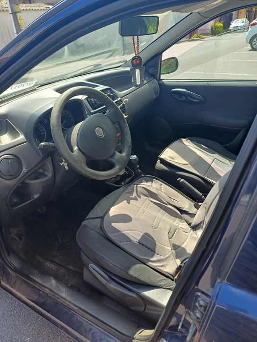 Vând urgent Fiant punto 2009