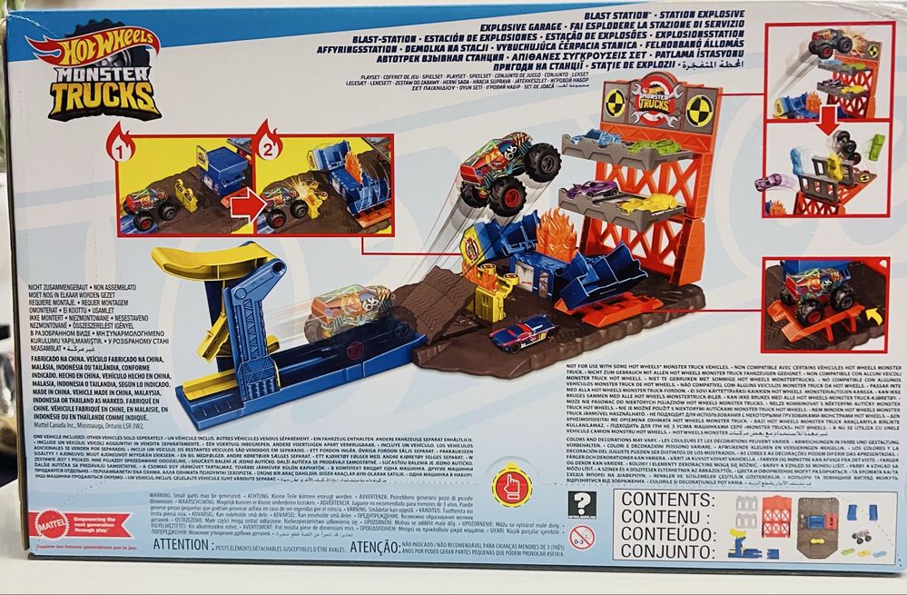 Hot Wheels Monster truck explosive garage