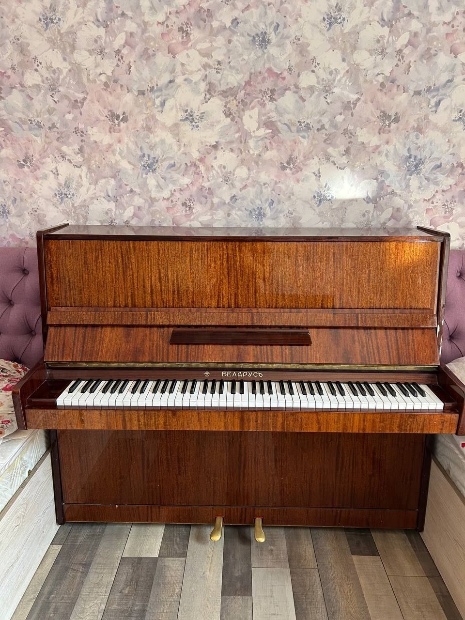 Mebellar sotiladi, piano, divan, garnitur