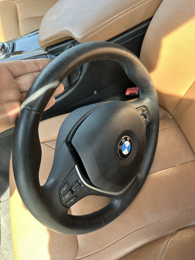 Оригинален волан bmw f30 Luxury с подгрев и вибрация!