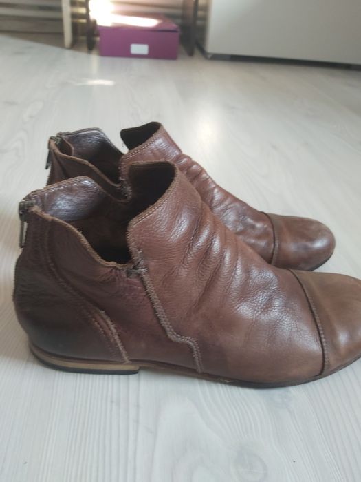 Ghete piele barbari mărimea 40