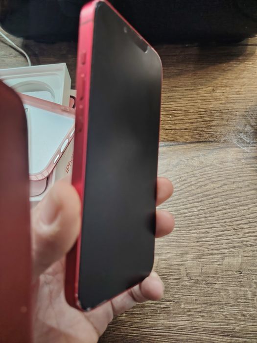 Продавам IPhone 14