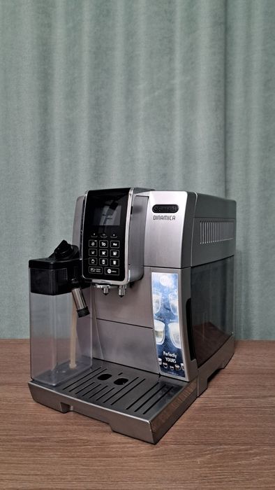 Кофеварка Delonghi ECAM 353.75.SB