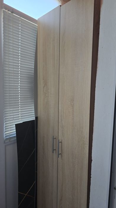 Продам шкаф плательный