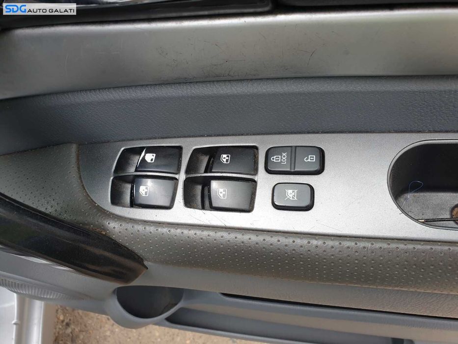 Panou Consola Comanda Buton Butoane Geamuri Sofer SsangYong Rodius 2004 - 2012