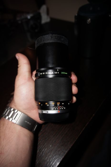 Olympus OM Zuiko Auto-T 200mm f/4 – професионален ретро обектив - фото