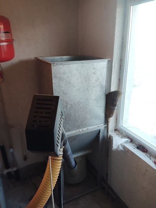 Продавам котел бош 27kW