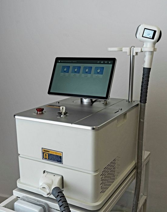 Диодна лазерна машина