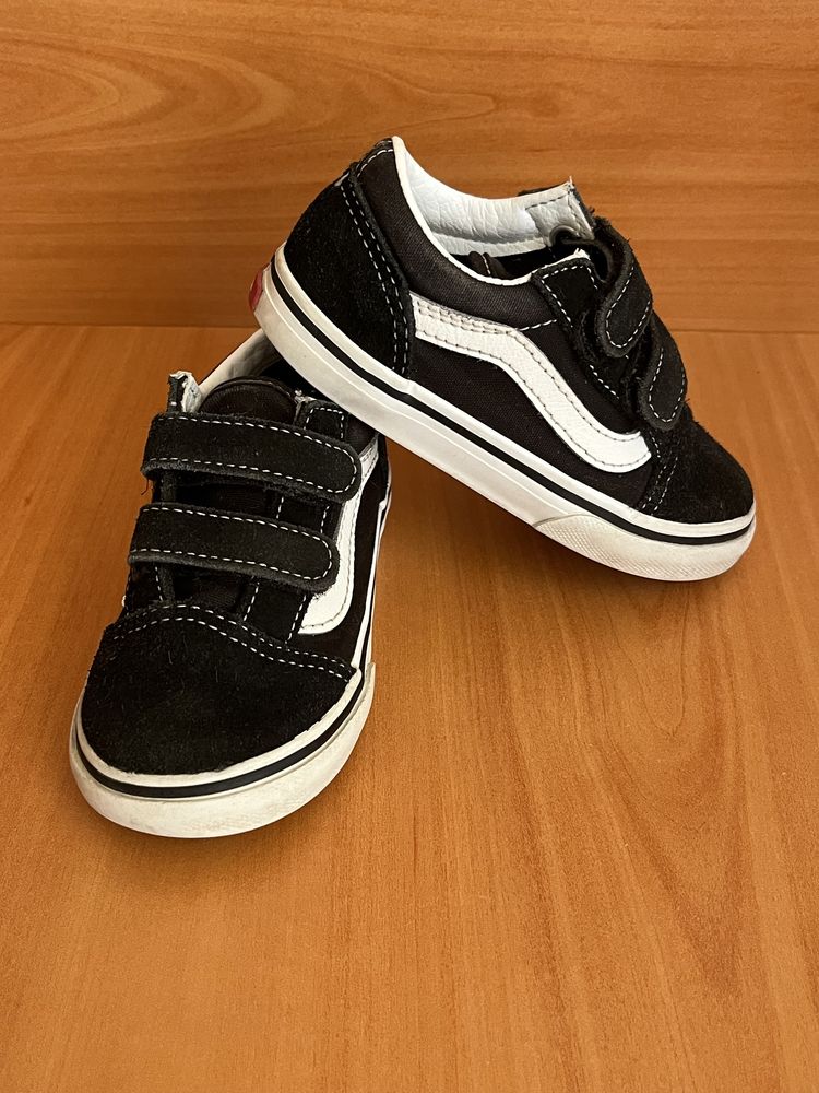 обувки Vans за бебе 23.5