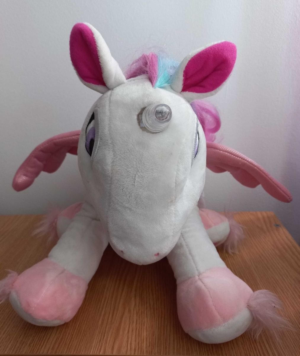 Luna Unicorn interactiv