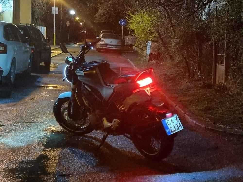 Husqvarna Svartpilen 125 ABS 2021